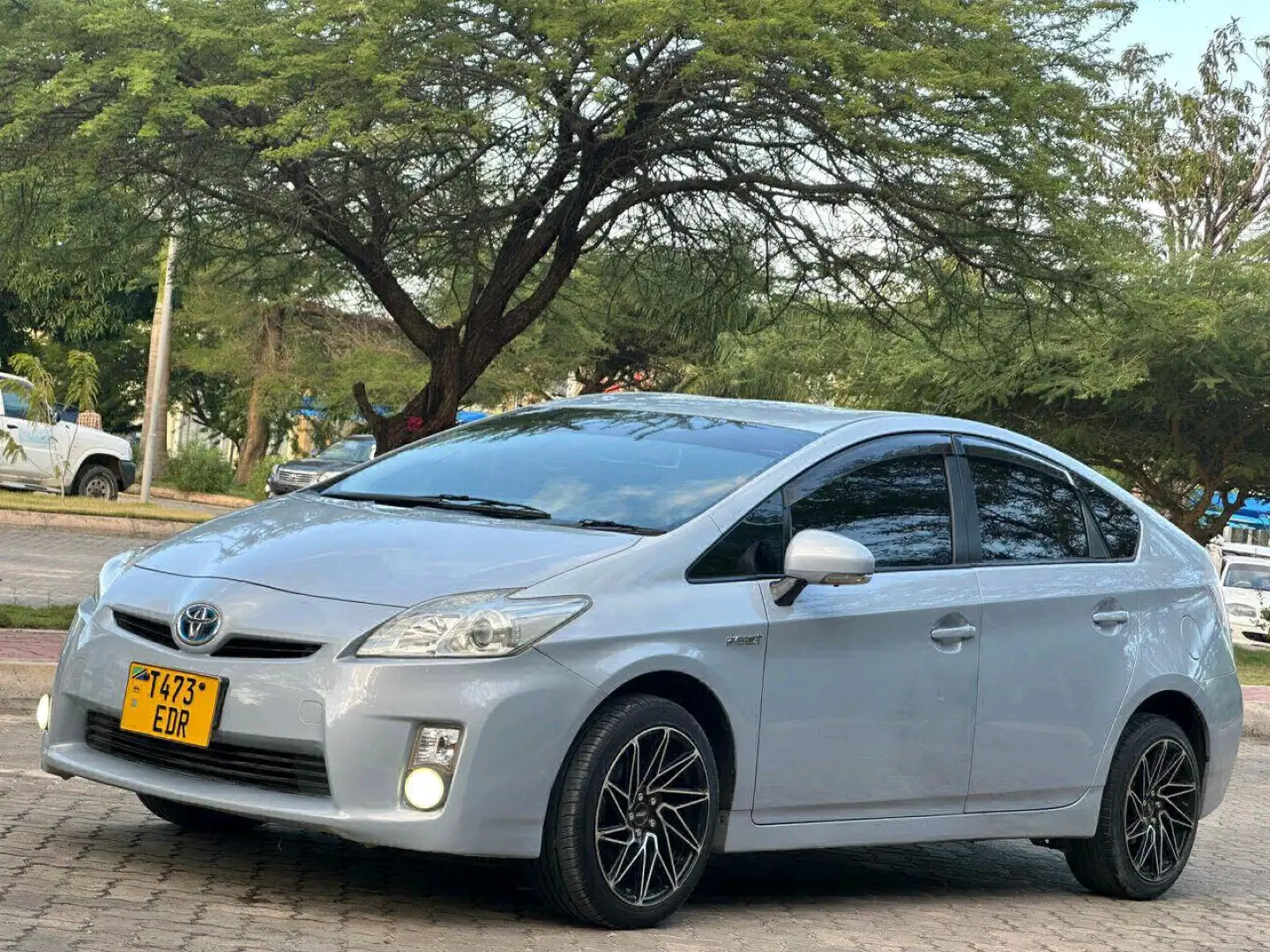 Toyota Prius Hybrid 2010 for Sale thumbnail 4
