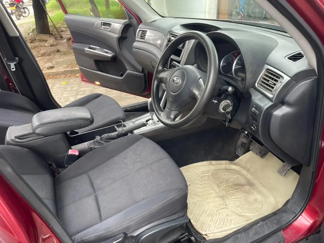 Subaru Forester XT (Non-Turbo) thumbnail 2