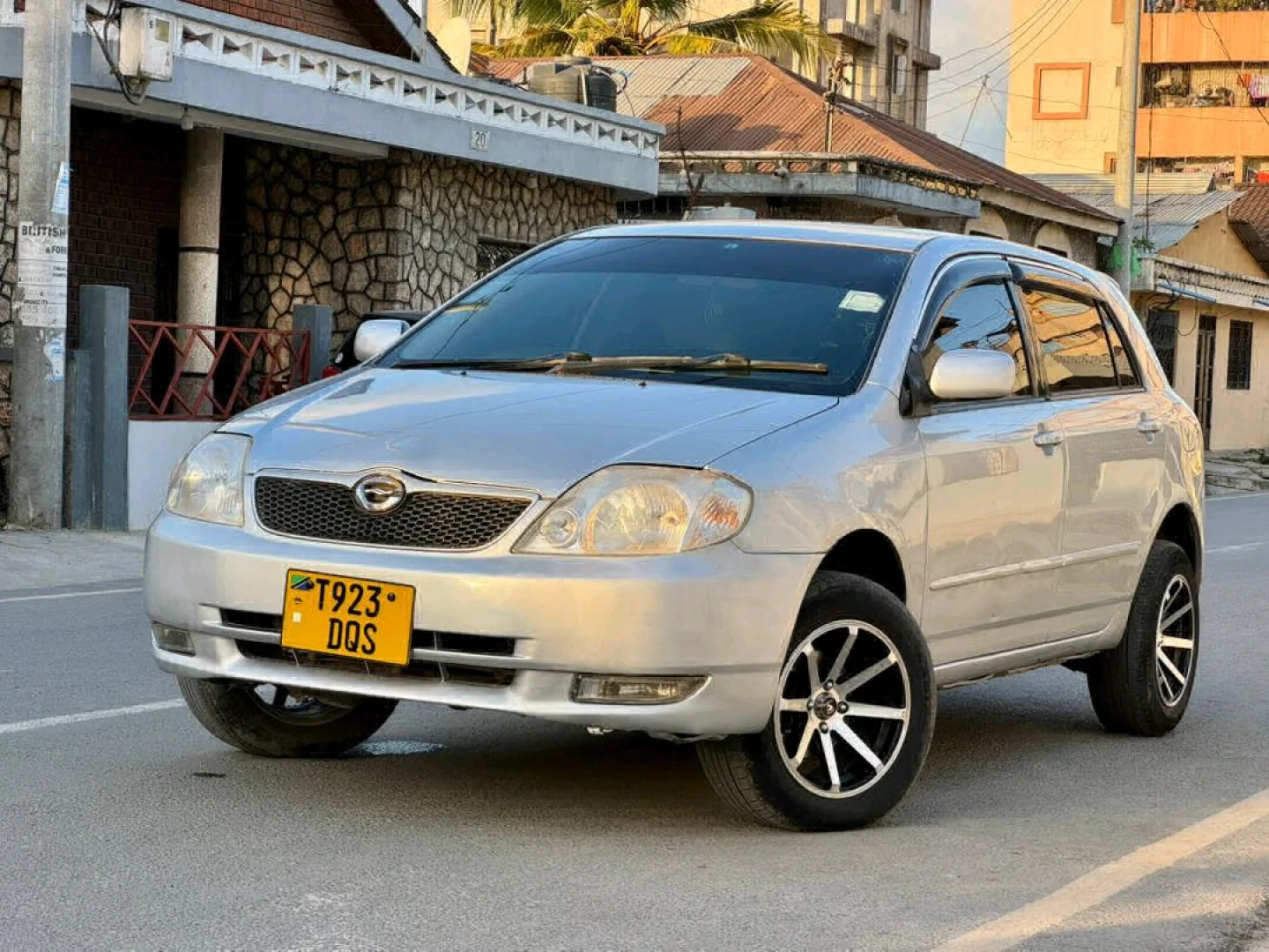 Toyota Runx 2001 Silver 1490 CC thumbnail 2