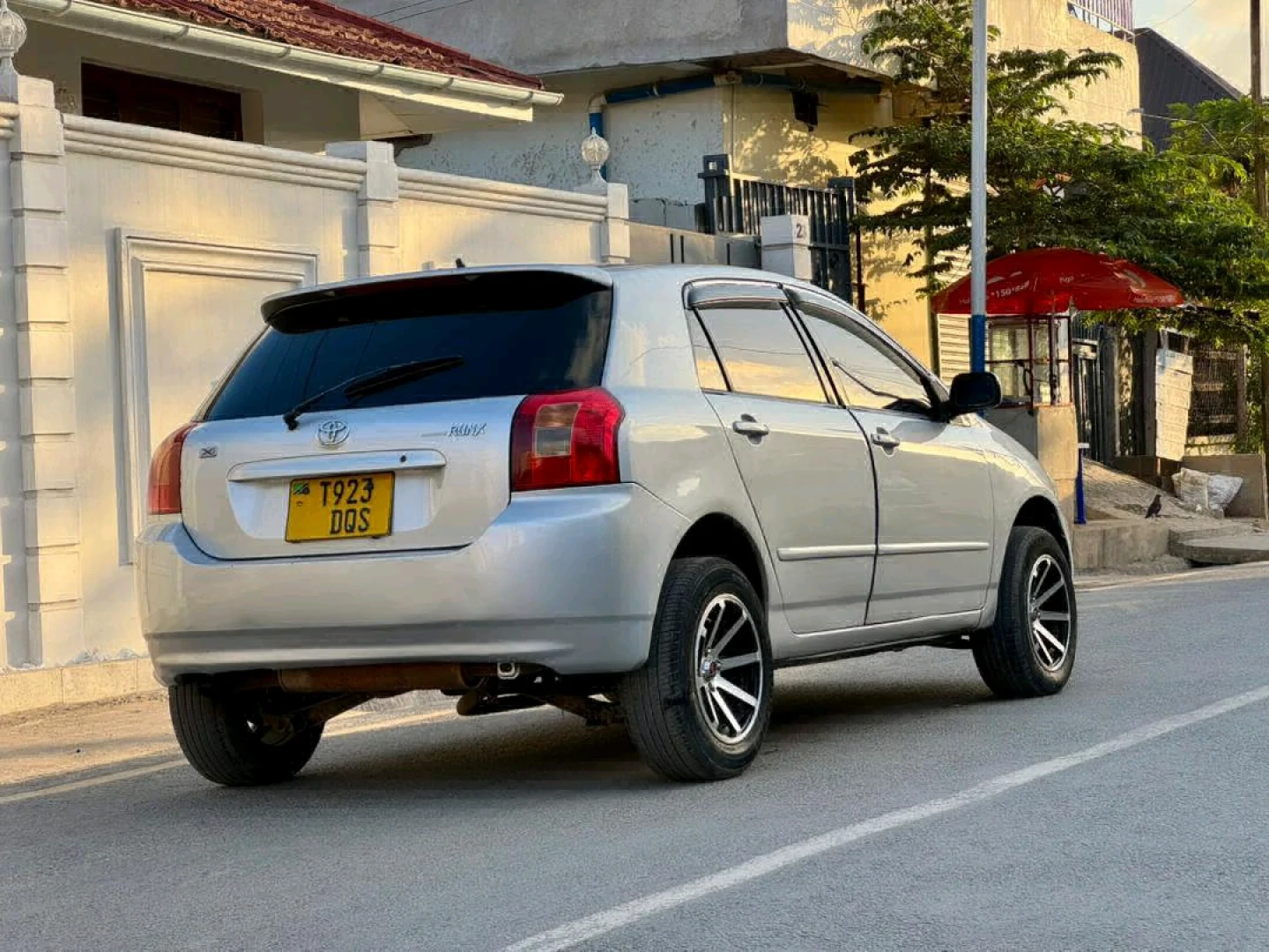 Toyota Runx 2001 Silver 1490 CC thumbnail 5