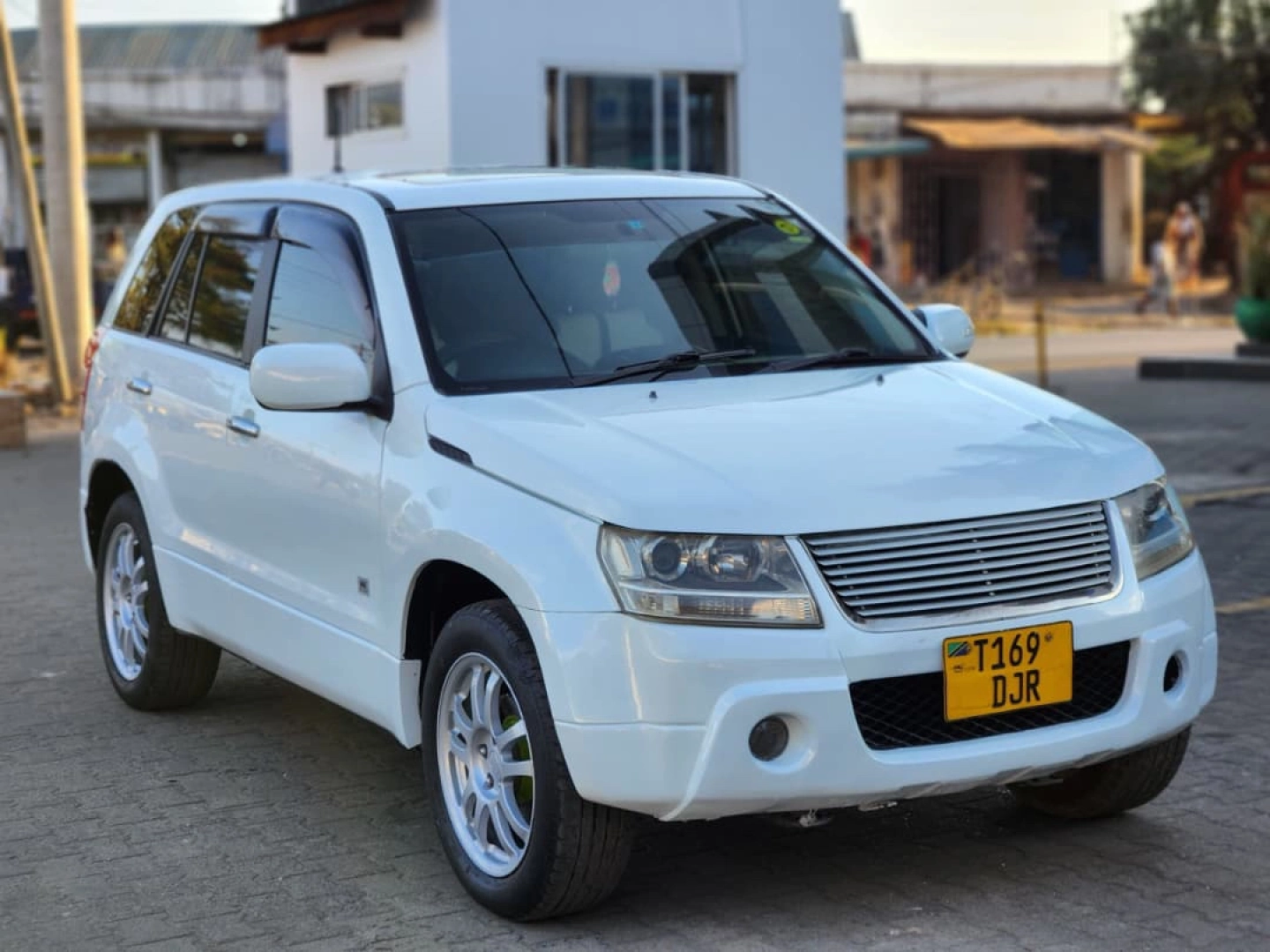 Suzuki Escudo SUV J20 1900cc Automatic