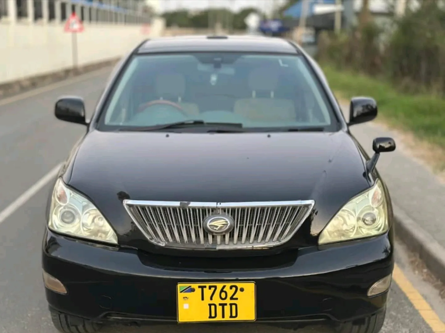Toyota Harrier (New Model) 2005 - 2360cc, Sunroof