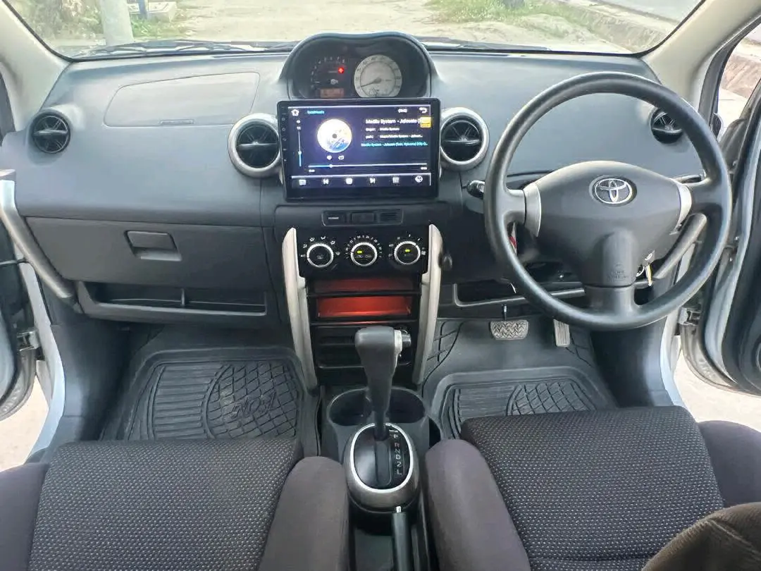 Toyota Ist (Reg EGW) - 2003 thumbnail 9