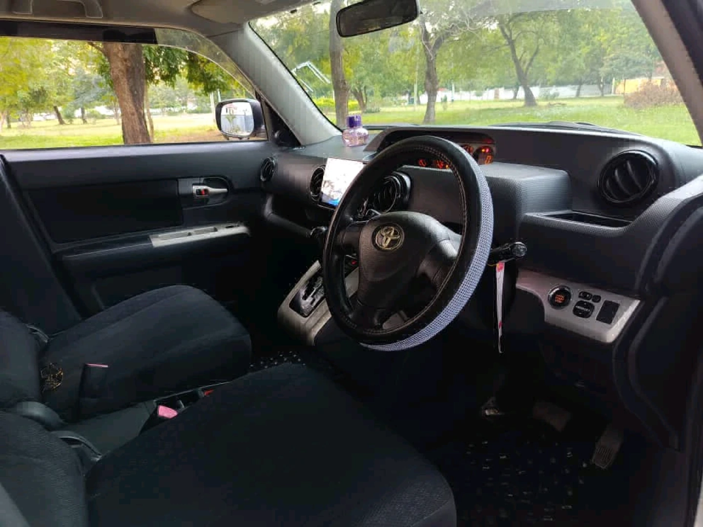 Toyota Ractis Used Car (1490cc, Full AC) thumbnail 3