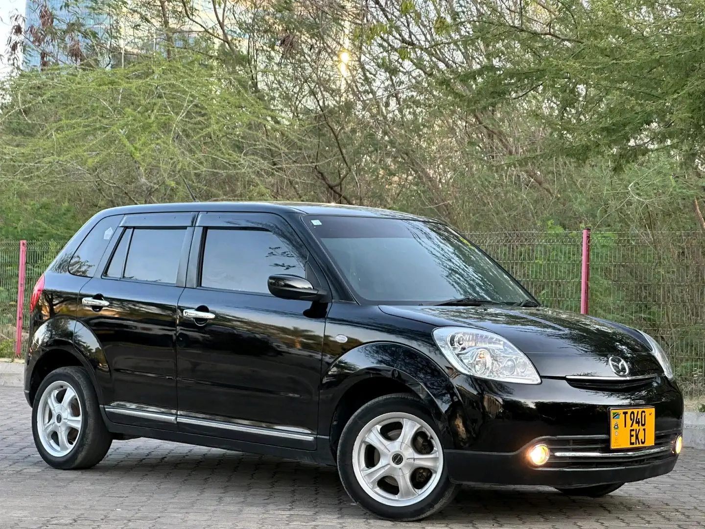 Mazda Verisa 2006 Black (Exchange Allowed) thumbnail 4