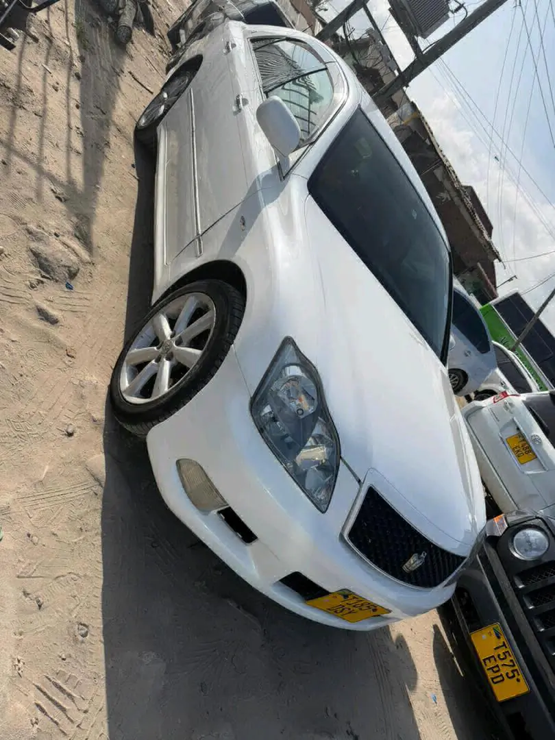 Toyota Crown Athlete 2006, White thumbnail 3