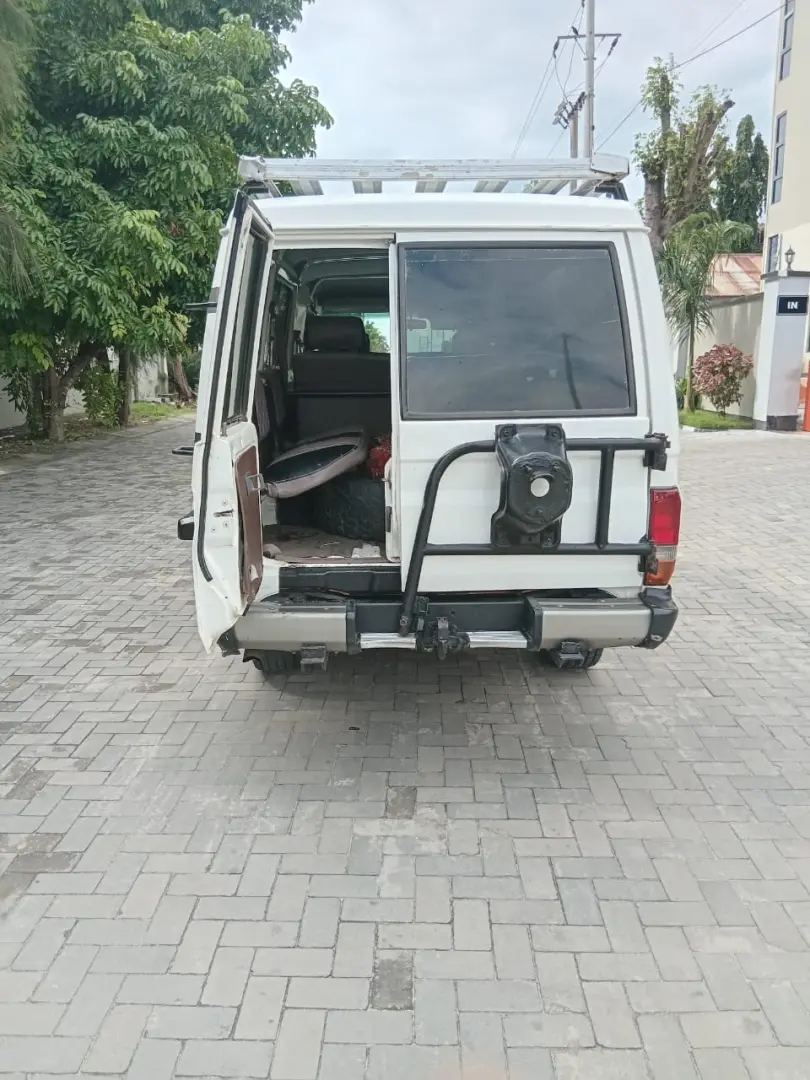 Toyota Land Cruiser Hardtop 2007