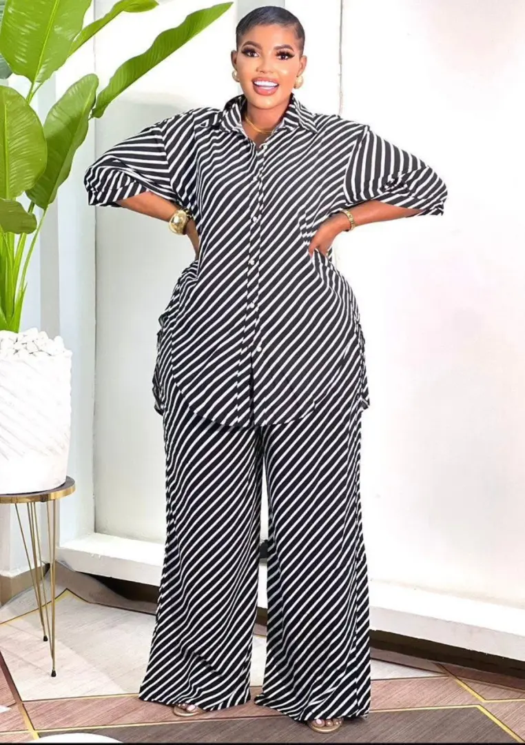 Womens Two-Piece Striped Outfit (Shirt & Trousers) thumbnail 3