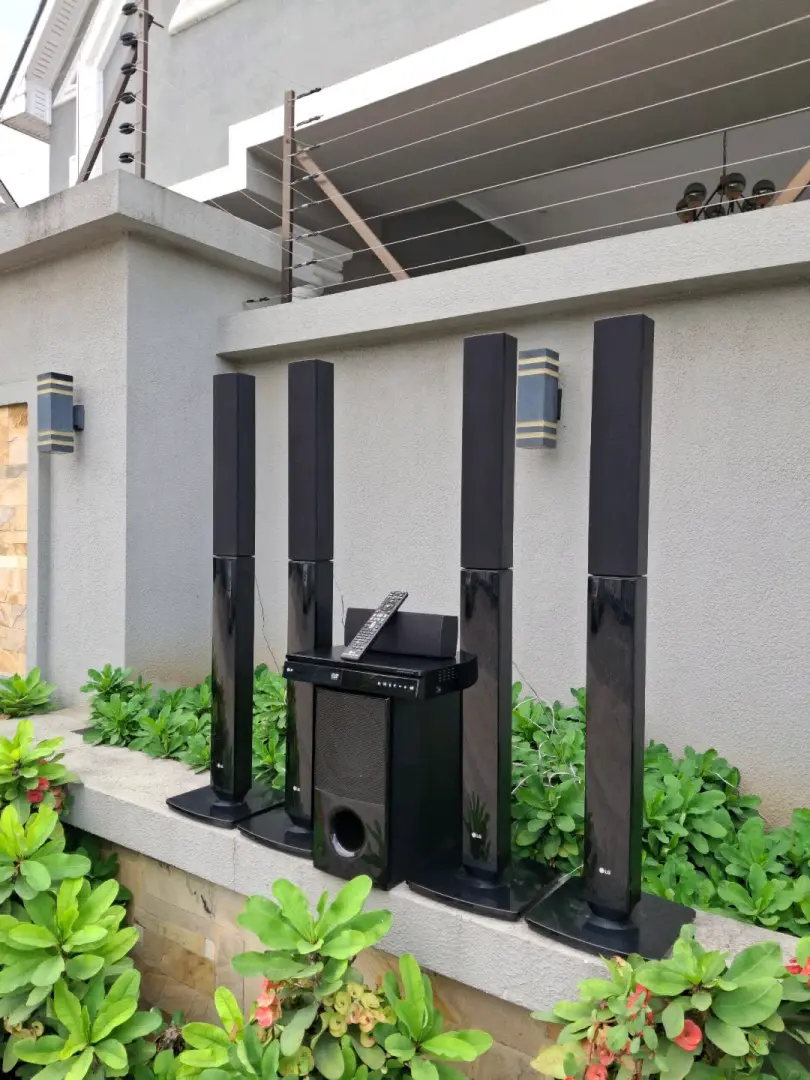 LG Home Theater 1000W