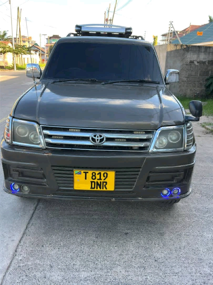 Toyota Land Cruiser Prado Mchaga 2004 Diesel Automatic