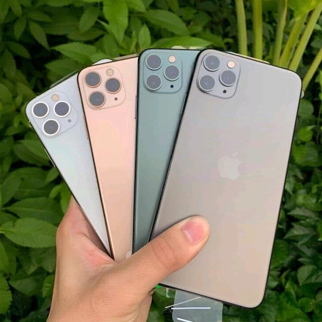 IPhone 11 Pro Max 256GB (90-100% Health)