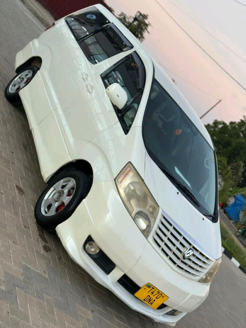 Toyota Alphard Minivan 2004 (T470 DNA) thumbnail 2