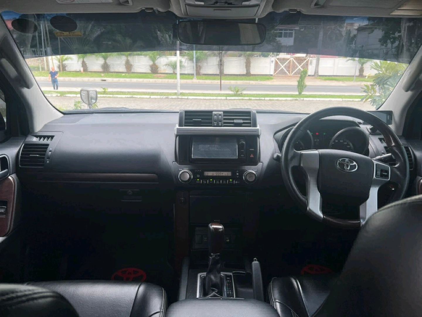 Toyota Land Cruiser Prado 150 2016 Diesel Automatic thumbnail 4