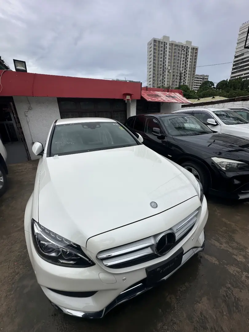Mercedes-Benz C200 AMG Line 2015