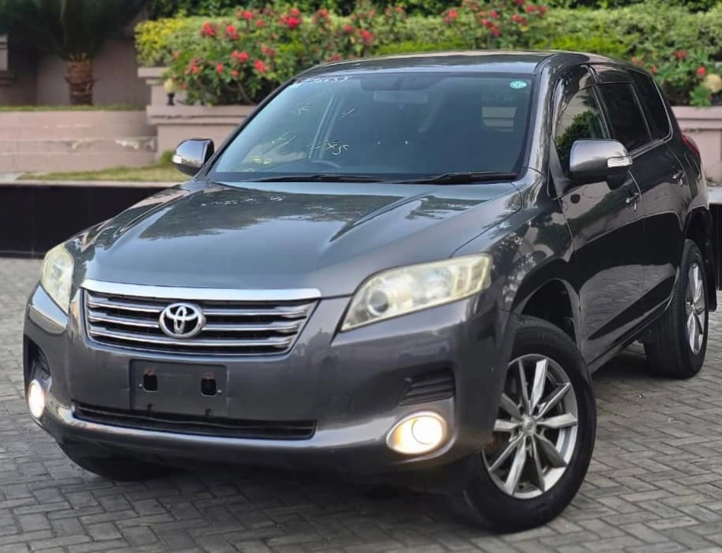 Toyota Vanguard 2010 Full Option Low Mileage