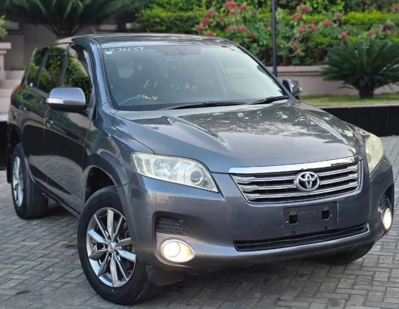 Toyota Vanguard 2010 Full Option Low Mileage thumbnail 2