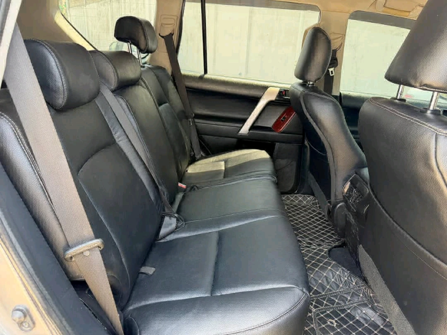 Toyota Land Cruiser Prado TXL 150 2014 Diesel Automatic thumbnail 2