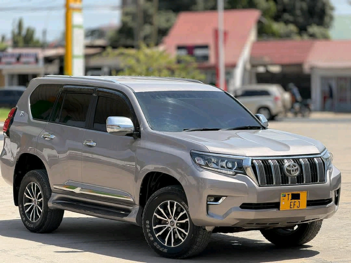 Toyota Land Cruiser Prado TXL 150 2014 Diesel Automatic thumbnail 9