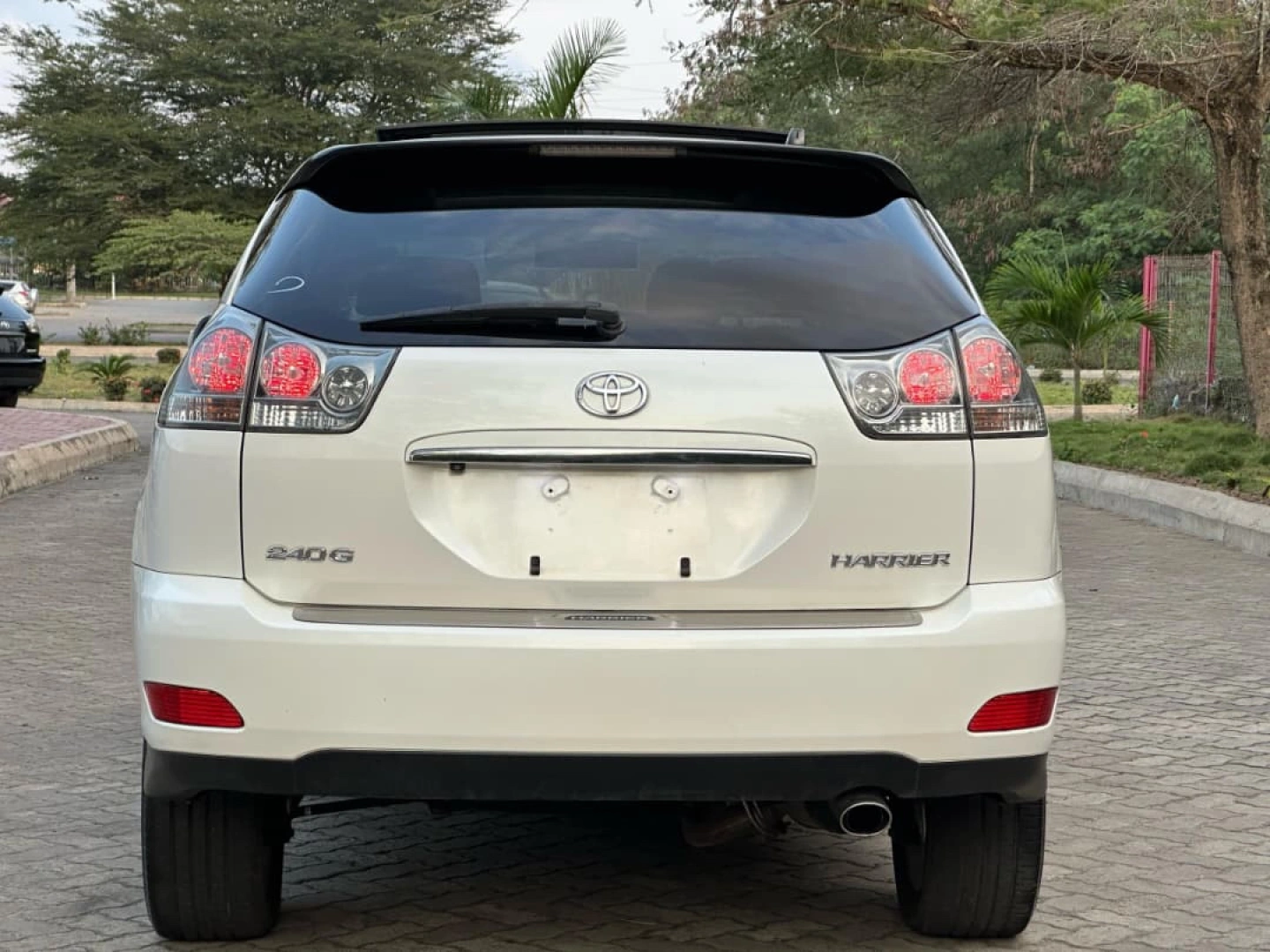 Toyota Harrier 2007 Automatic SUV thumbnail 4