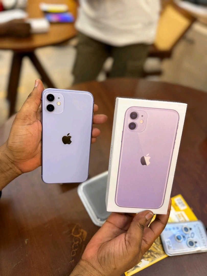 Brand New Apple iPhone 11 256GB Full Box