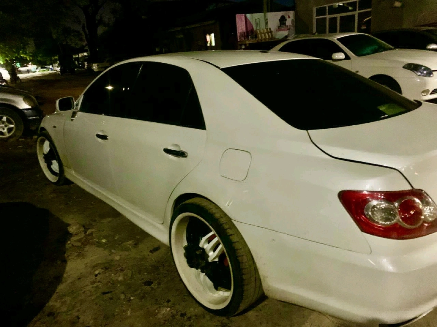 Toyota Mark X 2007 Sedan (2490cc)
