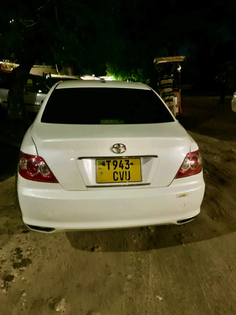 Toyota Mark X 2007 Sedan (2490cc) thumbnail 4