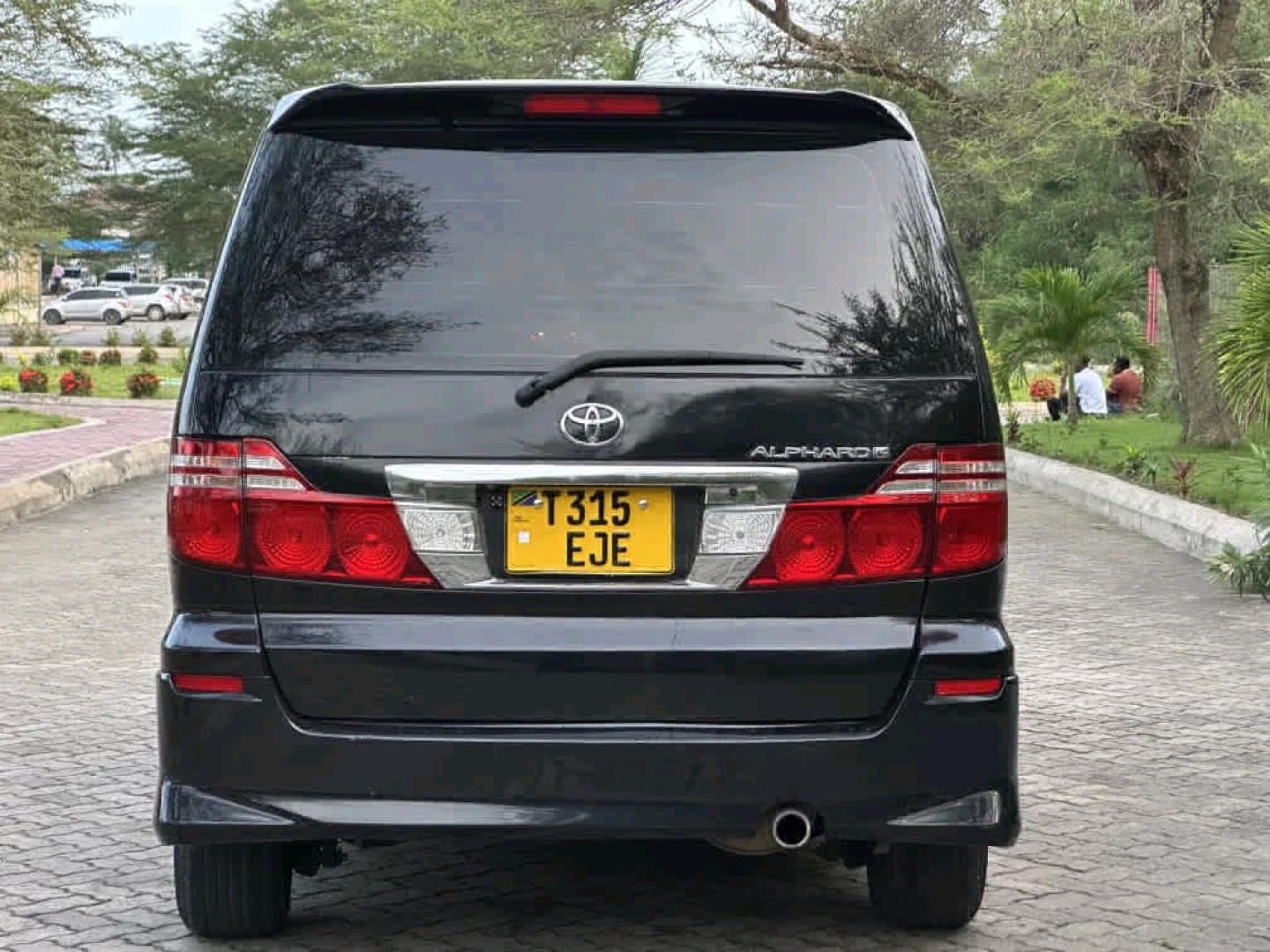 Toyota Alphard EJE 2007 - Very Clean Minivan thumbnail 2