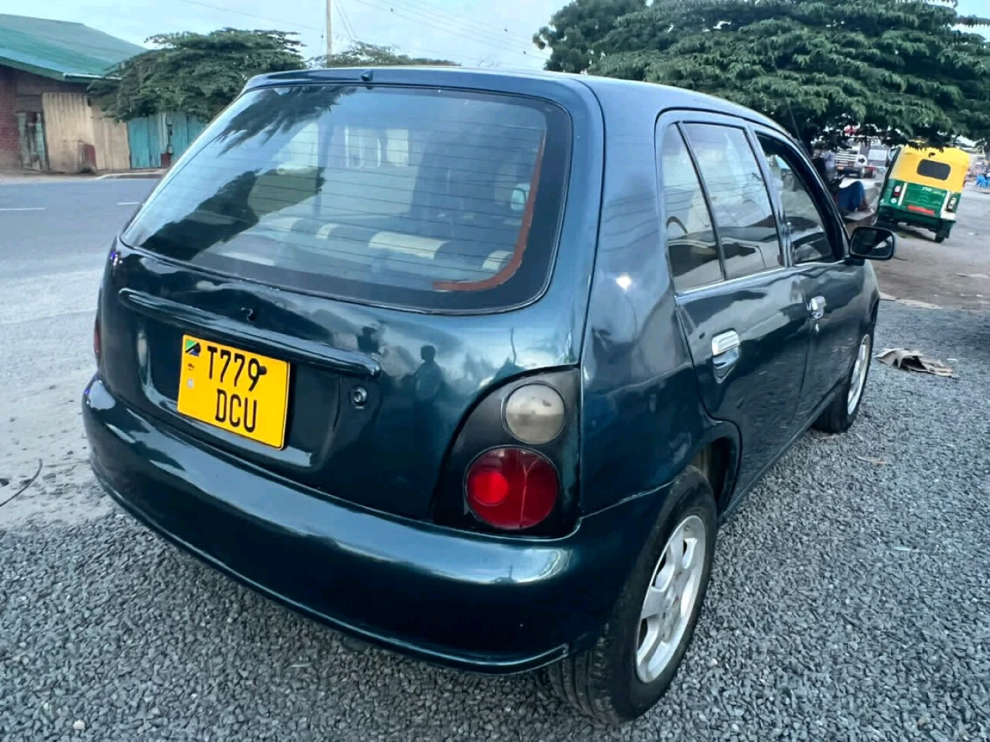 1997 Toyota Starlet 1300cc (Reg DCU) thumbnail 3