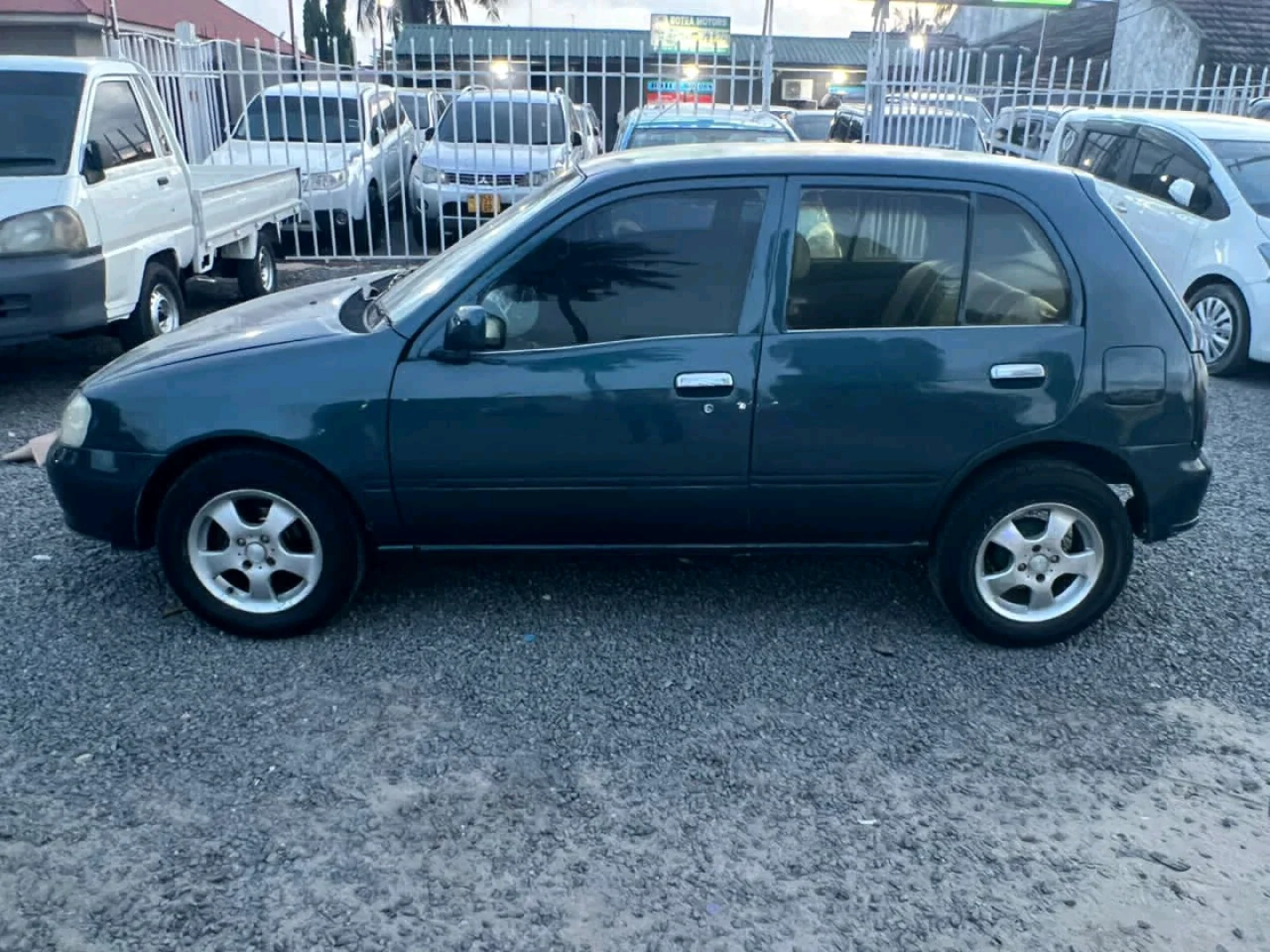1997 Toyota Starlet 1300cc (Reg DCU) thumbnail 7