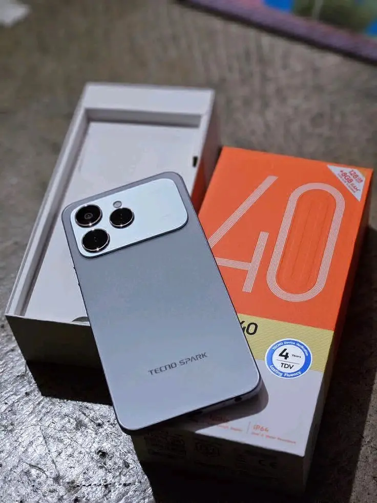 Tecno Spark 40 (128GB/12GB RAM)