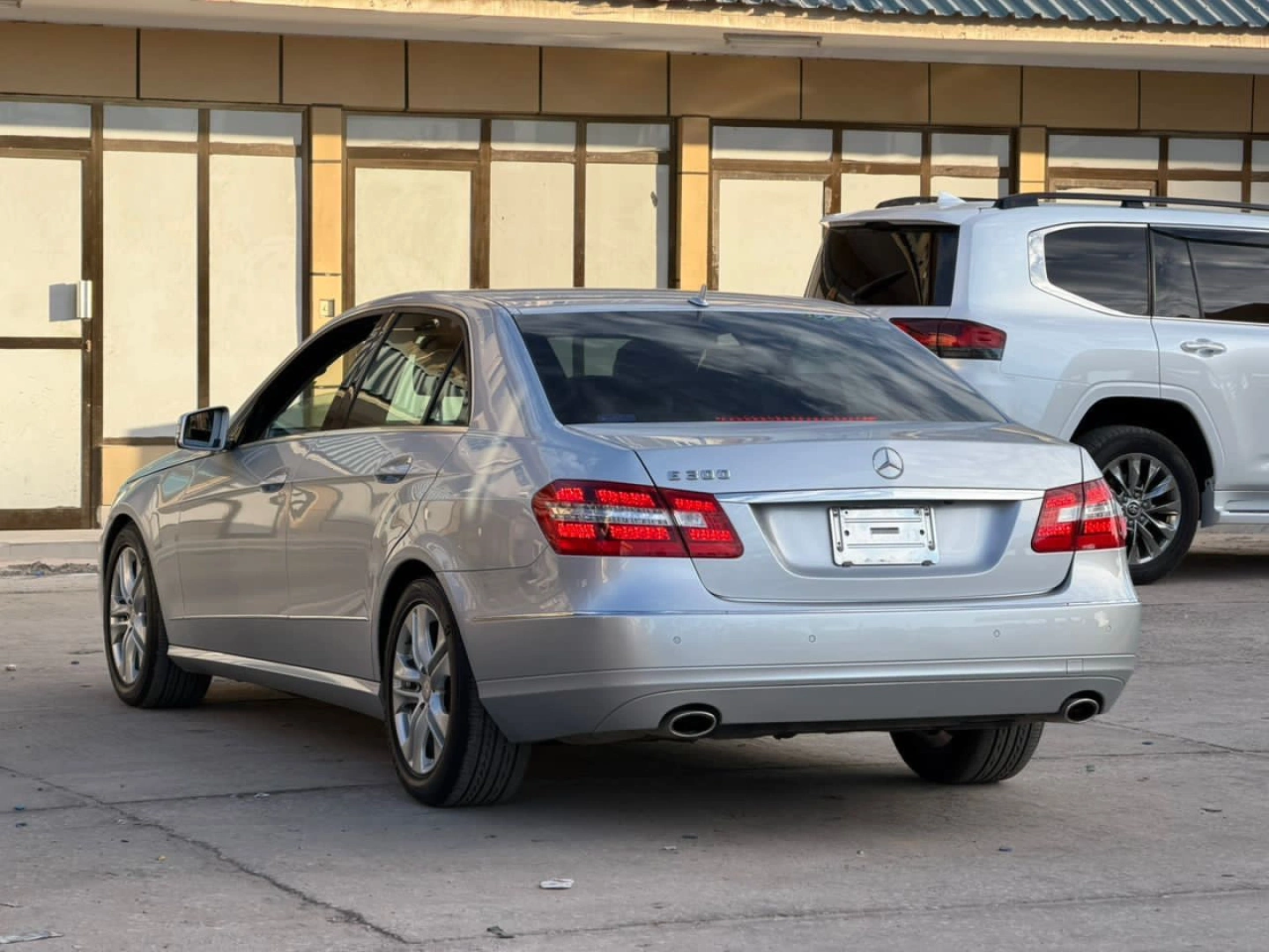 Used Mercedes-Benz E300 Sedan (2012) - Low Mileage thumbnail 5