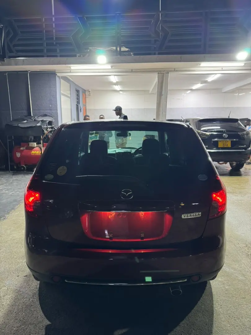 Mazda Verisa thumbnail 5