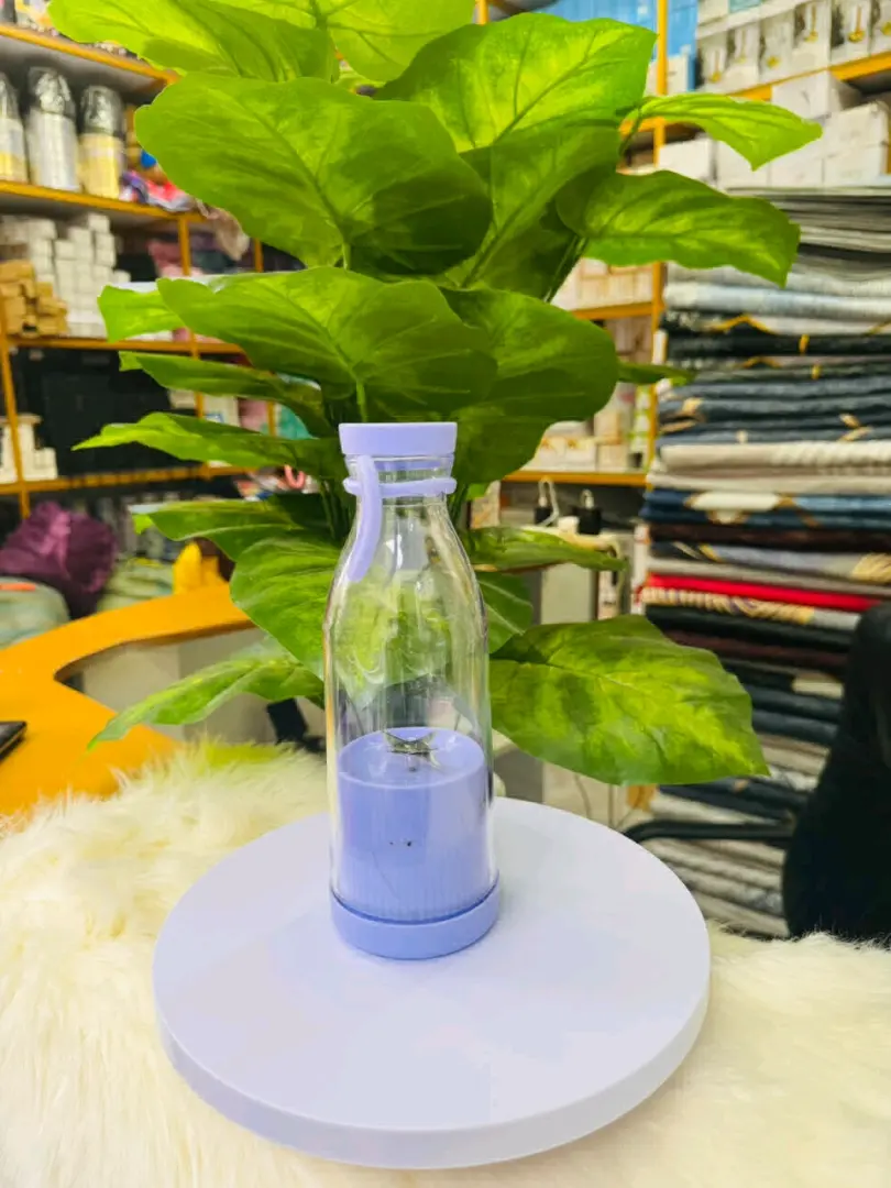Portable Rechargeable Blender