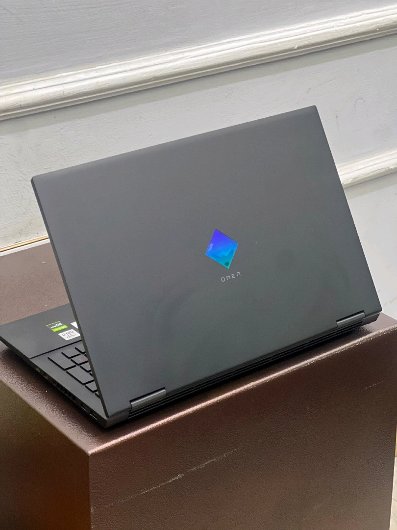 HP OMEN 15-ek Core i7 10th Gen Gaming Laptop thumbnail 4