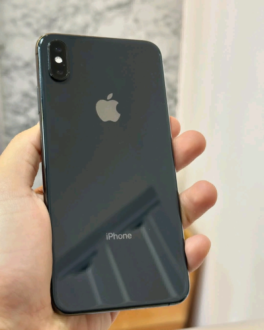 IPhone Xs Max 256GB Used Clean as New thumbnail 3