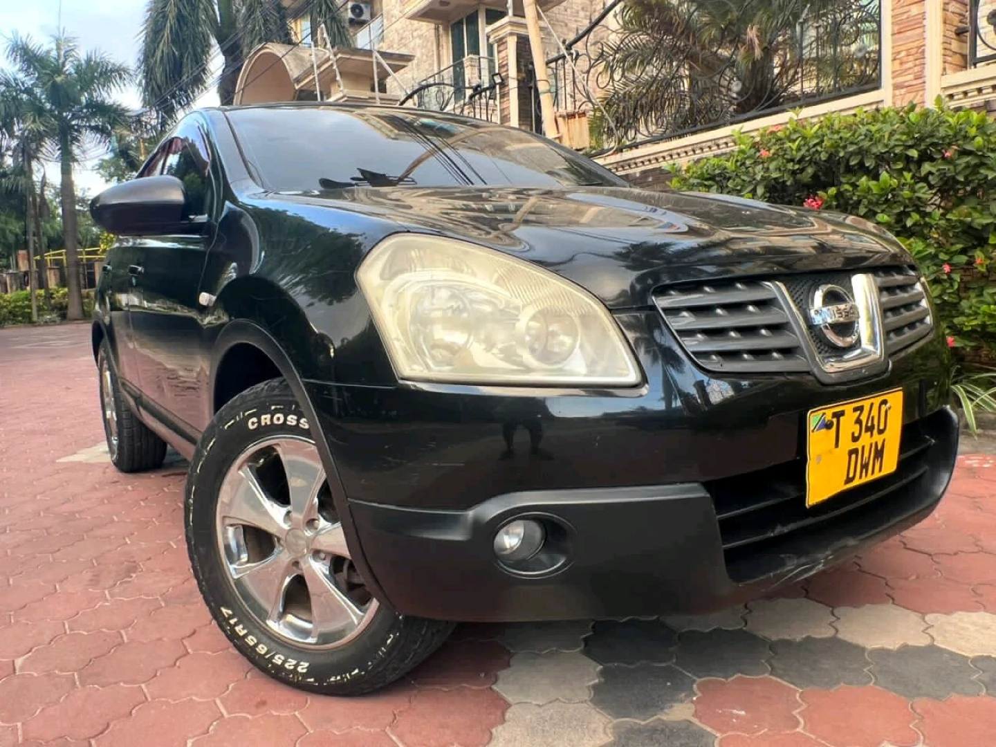 Black Nissan Dualis (Qashqai) 2008 - 1990cc thumbnail 4