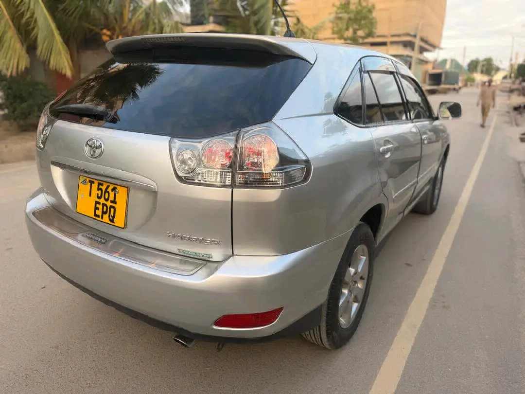 Toyota Harrier 2006/7 (EPQ) thumbnail 4