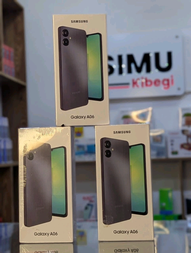 Brand New Samsung Galaxy A06 (4GB/128GB) Full Box thumbnail 2