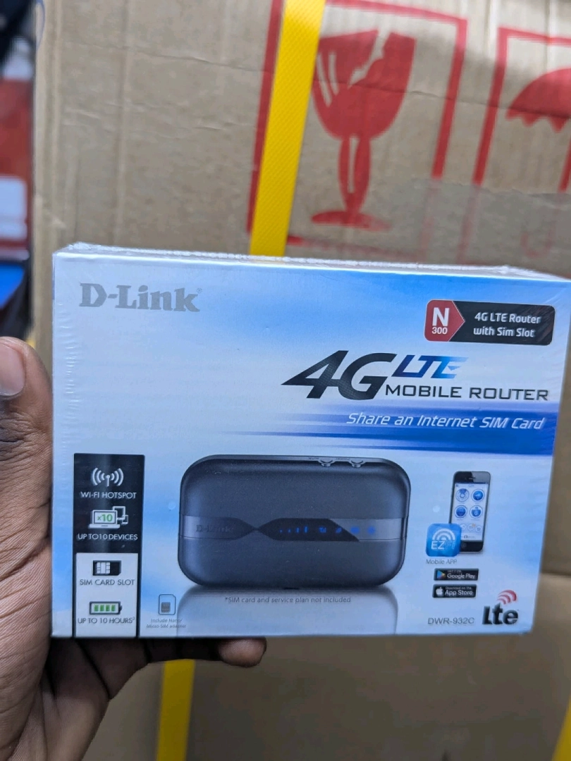 D-Link DWR-932C 4G LTE Mobile Router N300