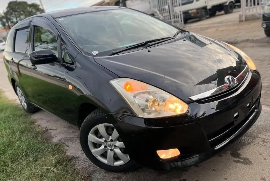 Toyota Wish 2006