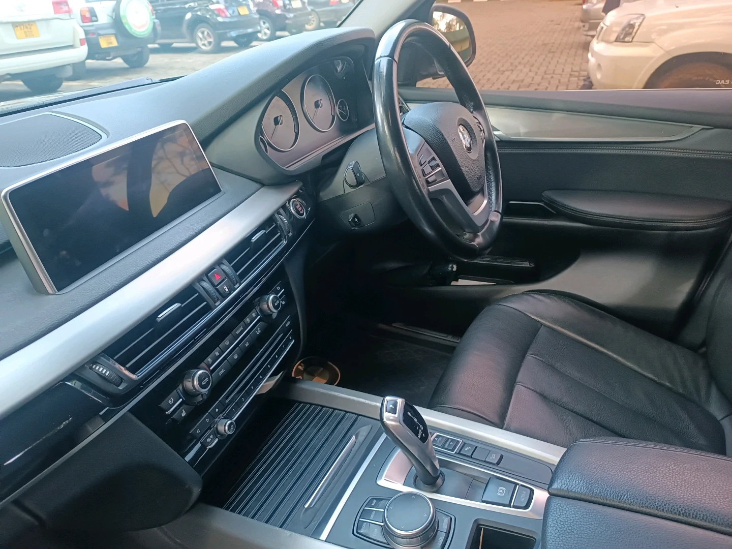 BMW X5 xDrive40d SUV 2017 (7 Seaters, DNP) thumbnail 7