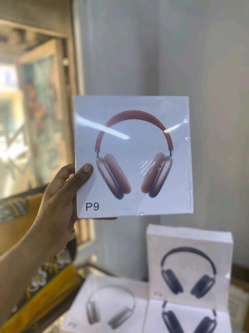 P9 Wireless Headsets