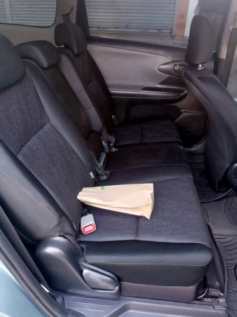 Toyota Wish New Model 2010 ECV thumbnail 5