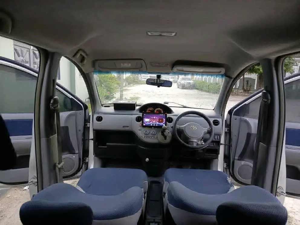 Toyota Sienta 2005 DXA thumbnail 7