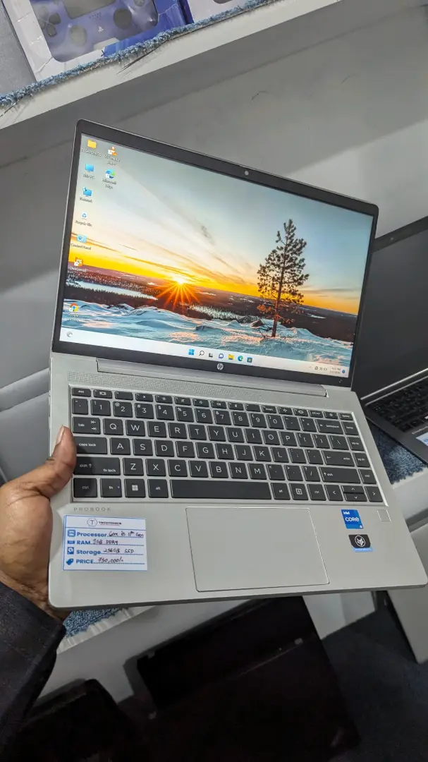 HP ProBook 440 G8 Laptop thumbnail 4
