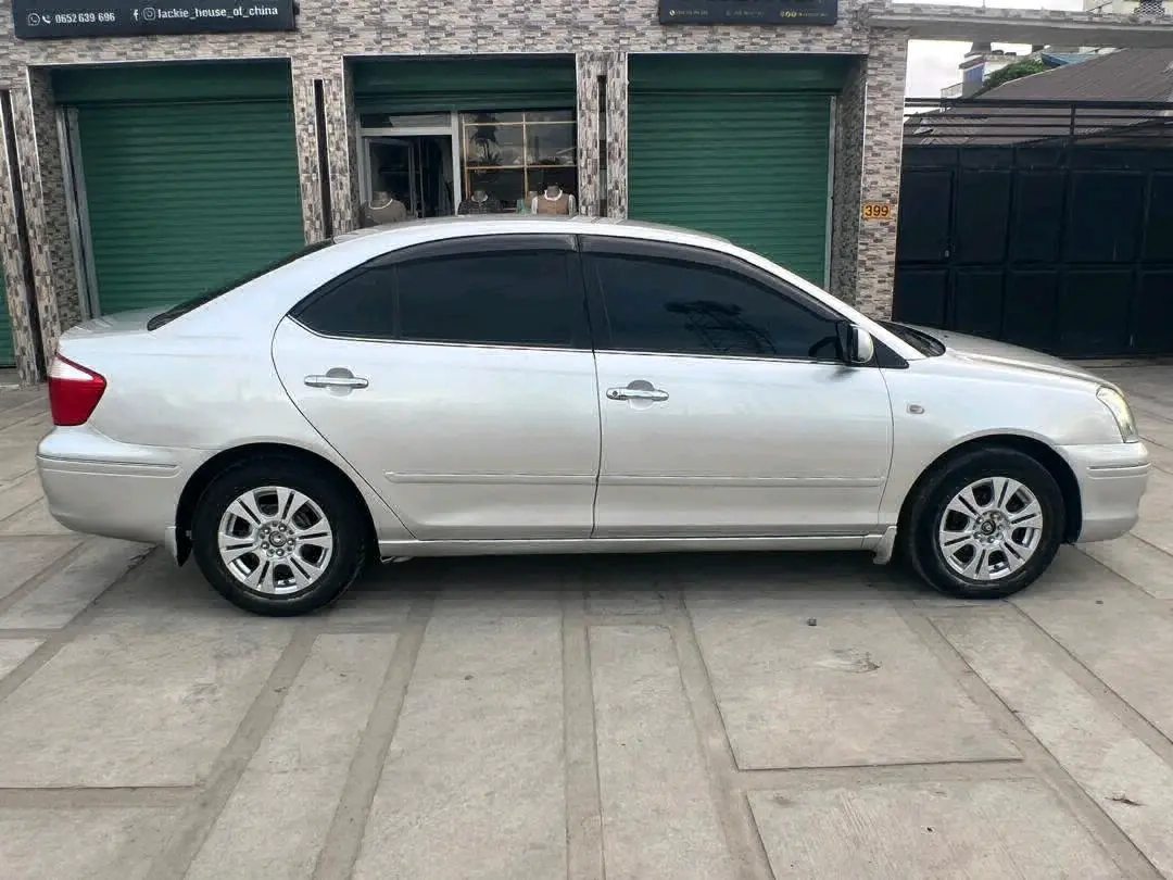 Mazda Hatchback (or Toyota Premio mentioned) thumbnail 7