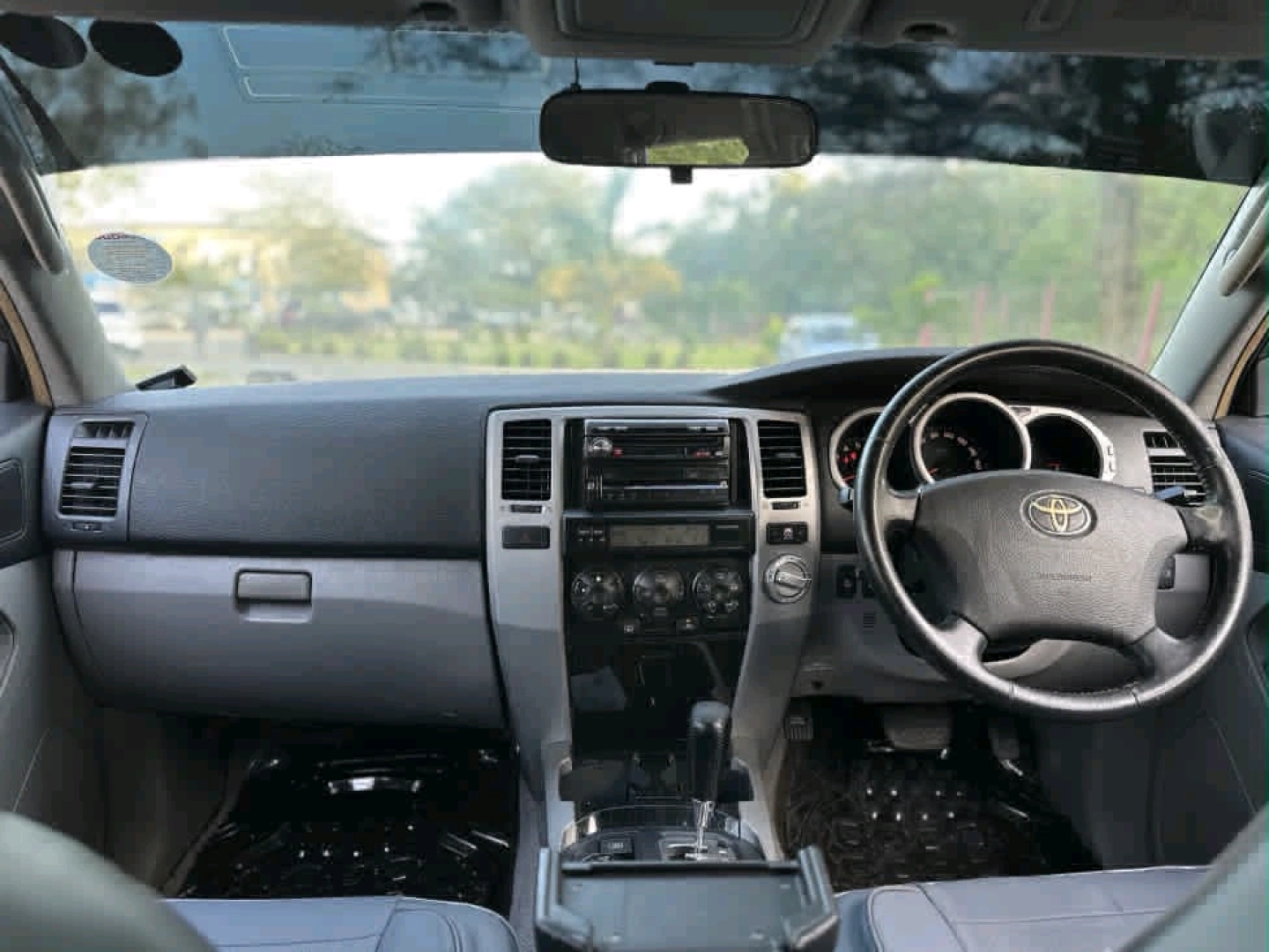Toyota Hilux Surf SUV 2007 Automatic thumbnail 6