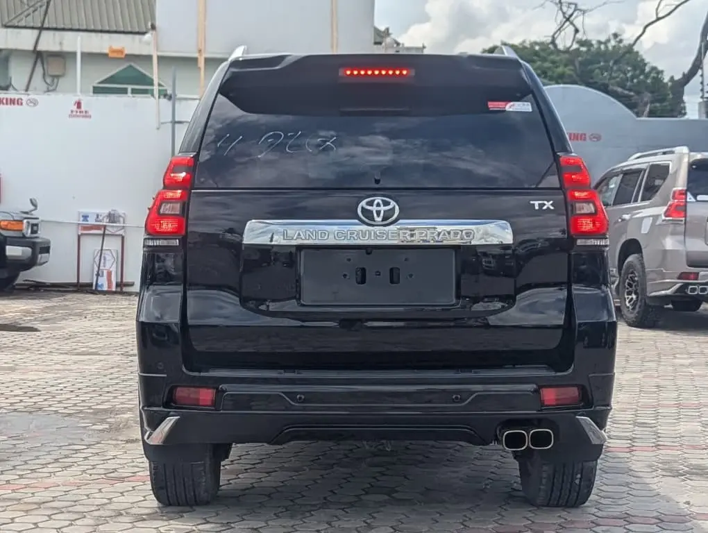 2021 Toyota Land Cruiser Prado TX thumbnail 3