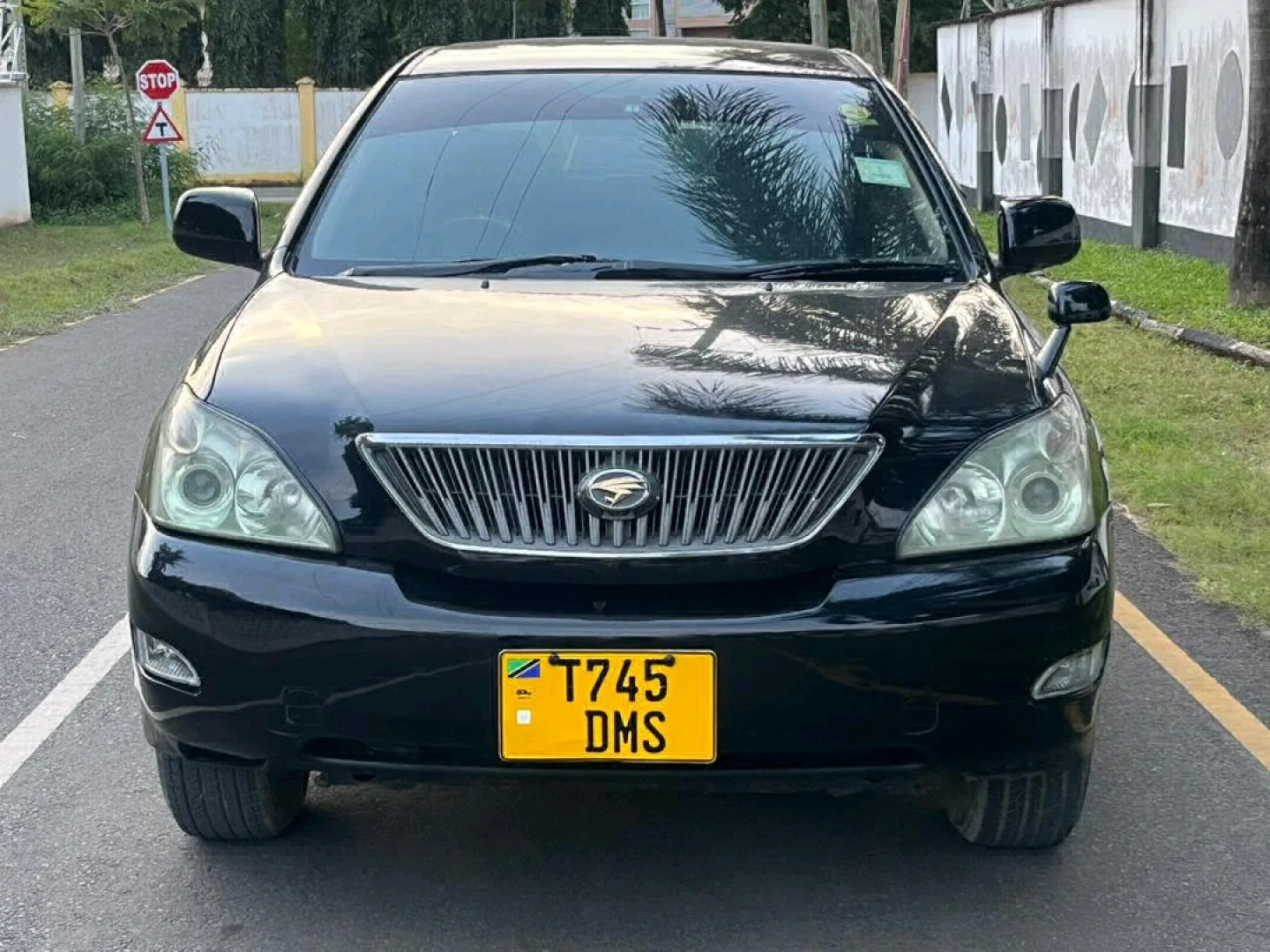 Black Toyota Harrier SUV For Sale