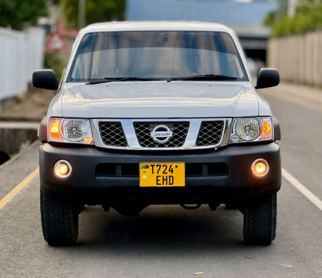 Used White Nissan Patrol SUV TD42 Diesel